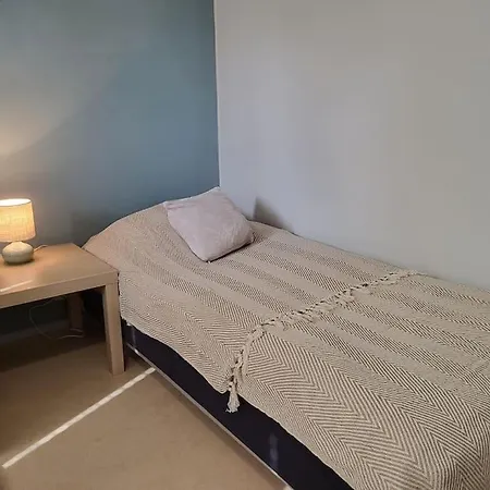아파트 Easy Sleep In *